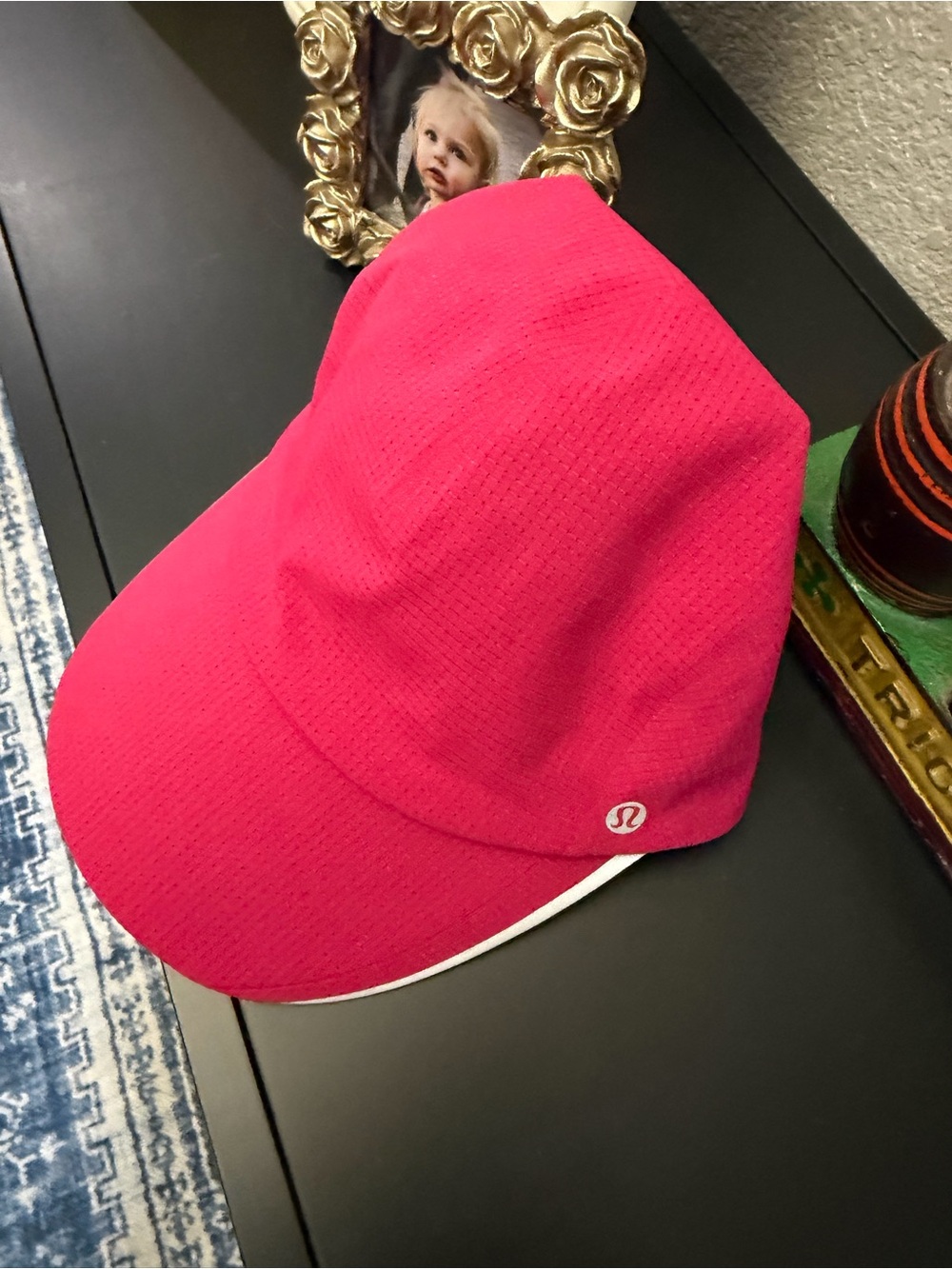 Lululemon Fast and Free Running Hat WovenAir
Passionate L/XL Qty 1